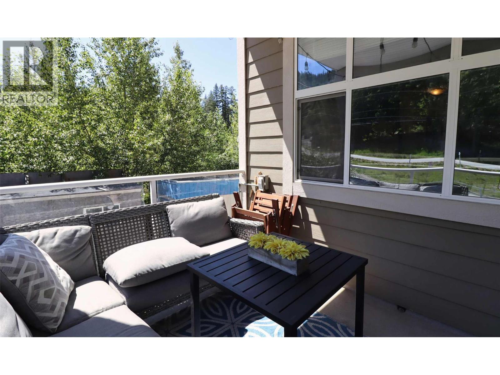 302 Mara Lake Lane Unit# 208, Sicamous, British Columbia  V0E 2V1 - Photo 5 - 10395825