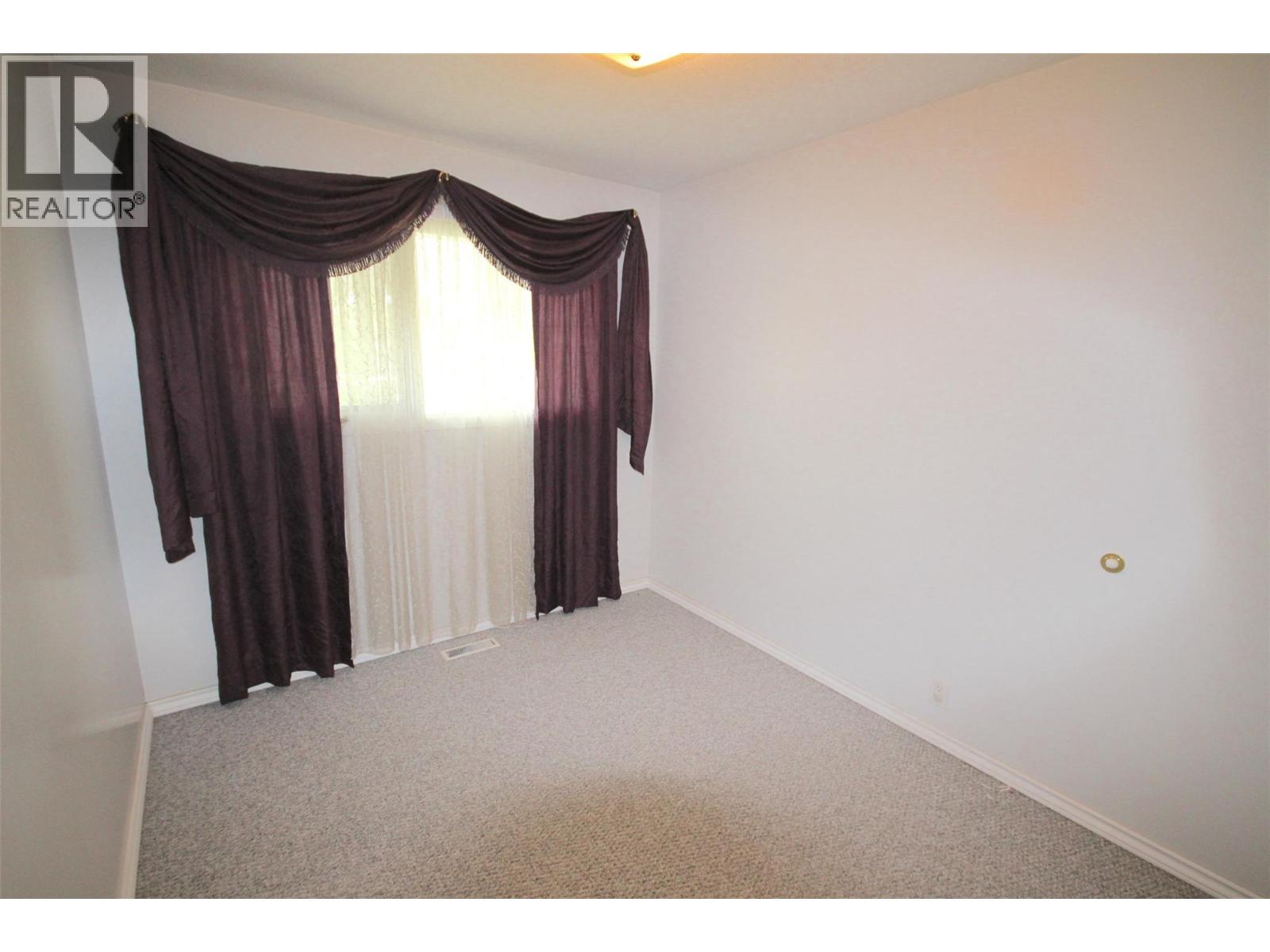 11136 Parkview Drive, Dawson Creek, British Columbia  V1G 4A3 - Photo 15 - 10395835