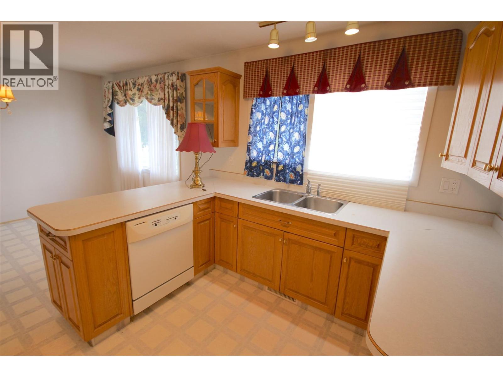 11136 Parkview Drive, Dawson Creek, British Columbia  V1G 4A3 - Photo 7 - 10395835
