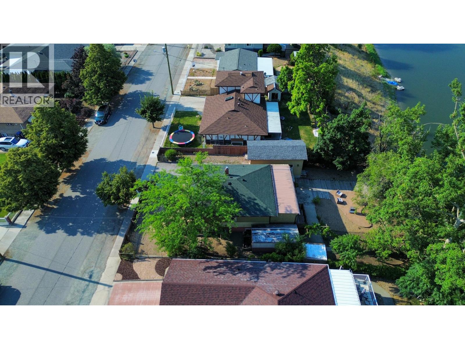 8004 89th Street, Osoyoos, British Columbia  V0H 1T1 - Photo 37 - 10395557