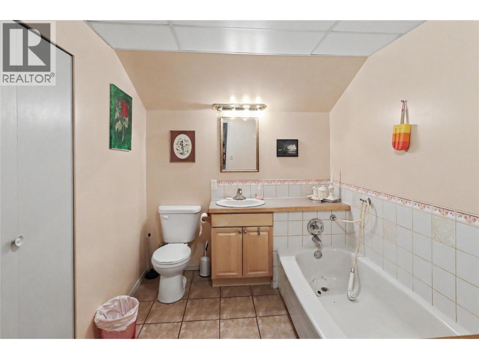 4055 Victoria Road, Grand Forks, British Columbia  V0H 1H5 - Photo 32 - 10395473
