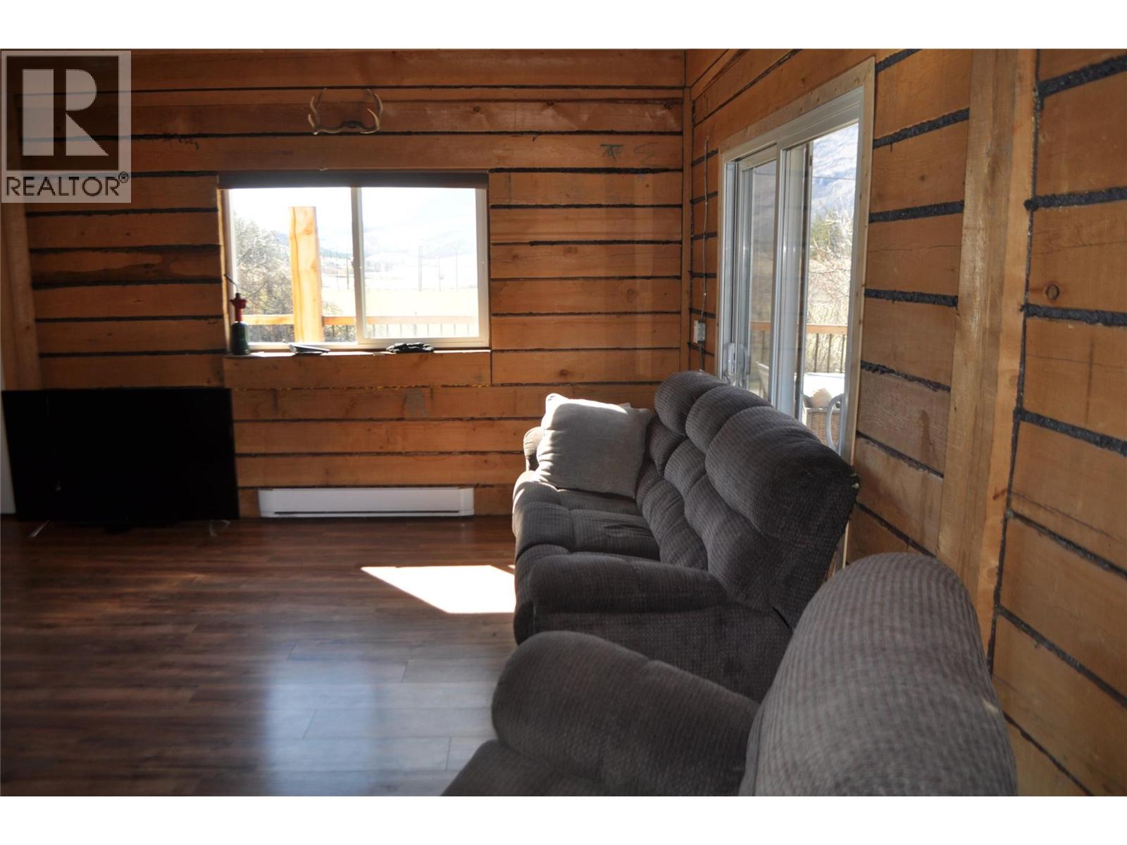 3903 Monte Lake Road, Kamloops, British Columbia  V0E 2N0 - Photo 17 - 10395831