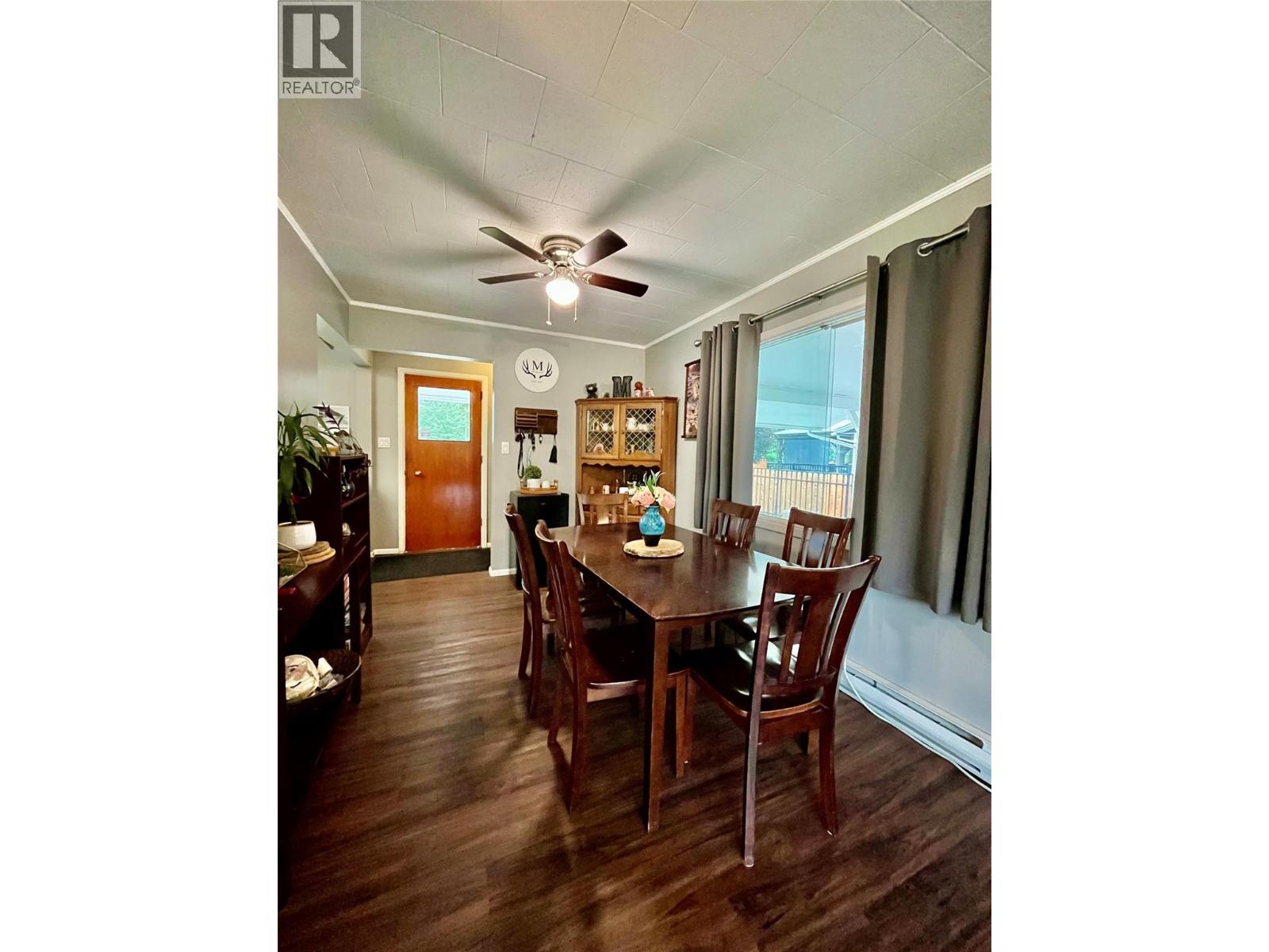 807 23 Highway N, Nakusp, British Columbia  V0G 1R0 - Photo 14 - 10395767