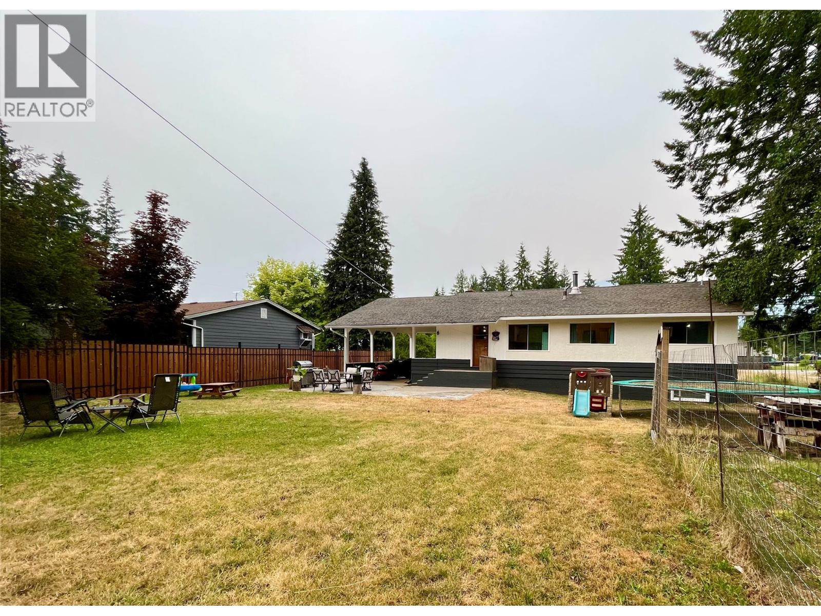 807 23 Highway N, Nakusp, British Columbia  V0G 1R0 - Photo 24 - 10395767