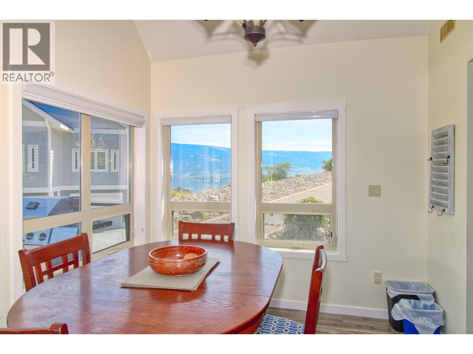 6810 Santiago Loop Unit# 160, Kelowna, British Columbia  V1Z 3R8 - Photo 9 - 10395764