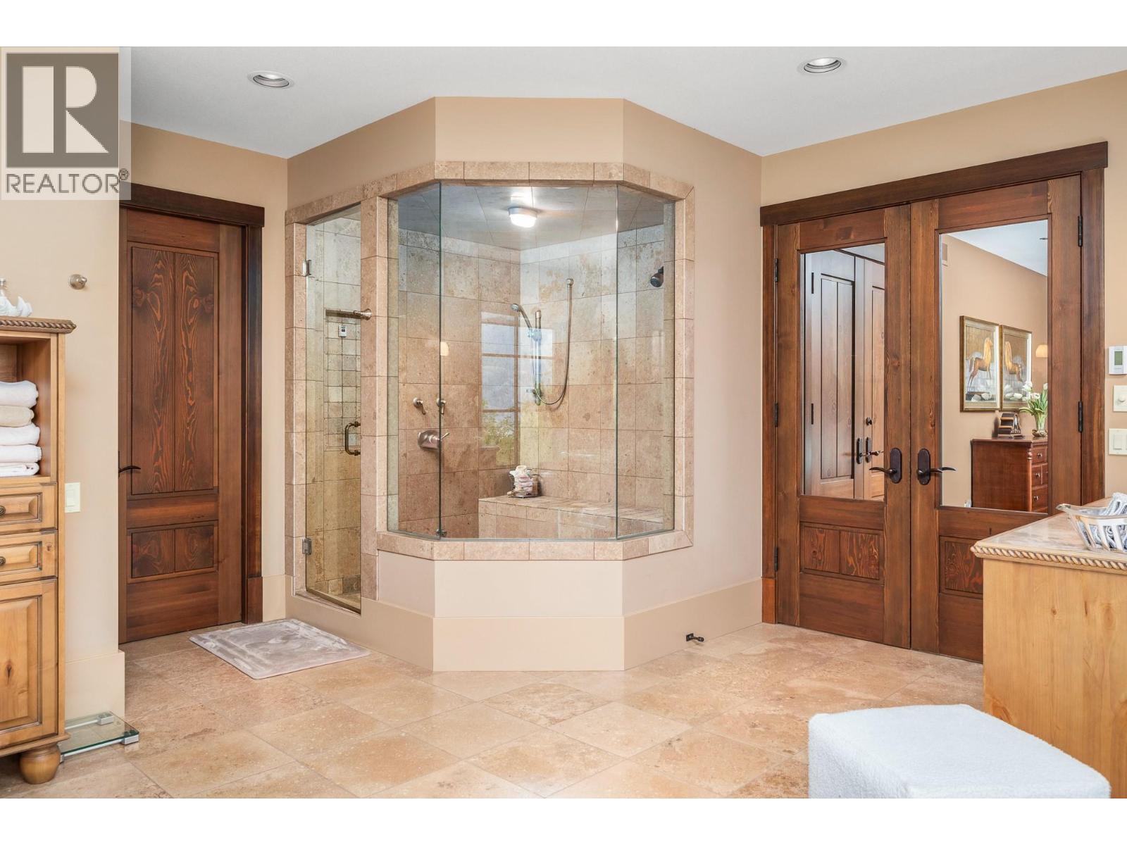3006 Coachwood Crescent, Coldstream, British Columbia  V1B 3Y4 - Photo 39 - 10395186