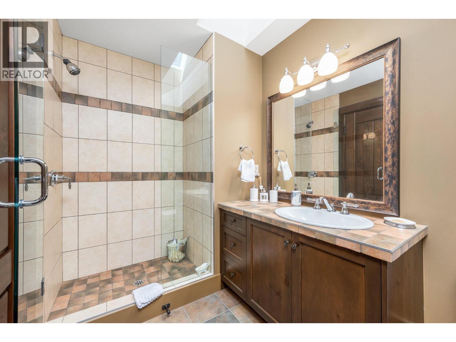 3006 Coachwood Crescent, Coldstream, British Columbia  V1B 3Y4 - Photo 62 - 10395186