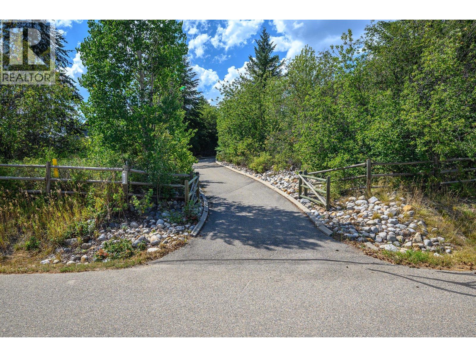 3006 Coachwood Crescent, Coldstream, British Columbia  V1B 3Y4 - Photo 85 - 10395186