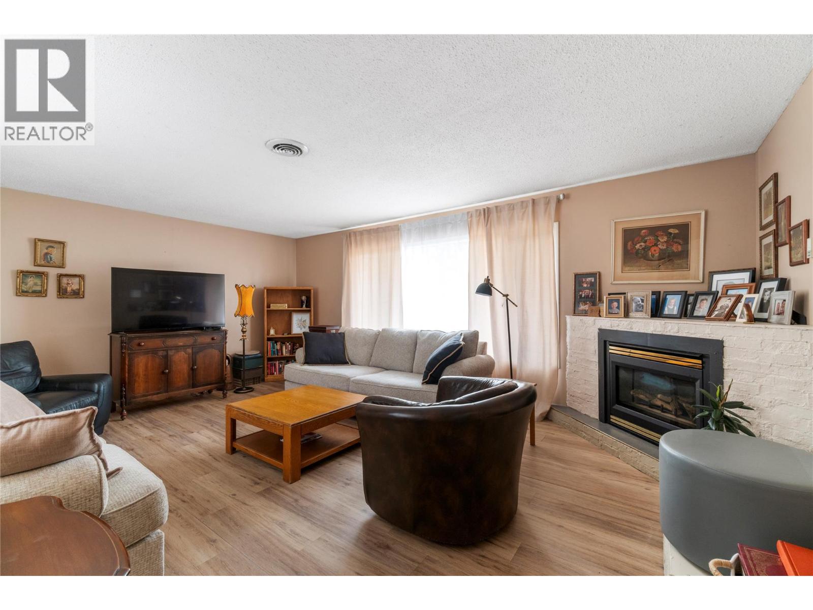1961 16 Street Ne, Salmon Arm, British Columbia  V1E 3Z8 - Photo 17 - 10395440