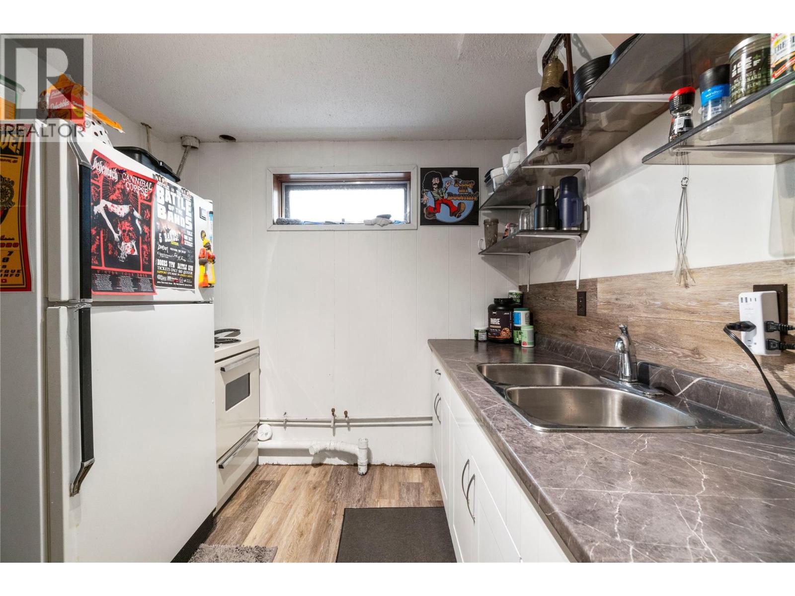 1961 16 Street Ne, Salmon Arm, British Columbia  V1E 3Z8 - Photo 34 - 10395440