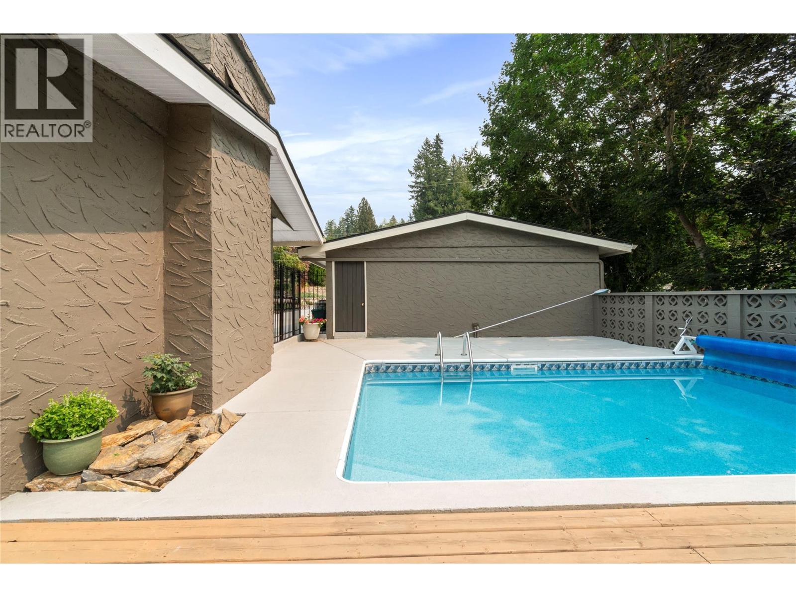 1961 16 Street Ne, Salmon Arm, British Columbia  V1E 3Z8 - Photo 42 - 10395440