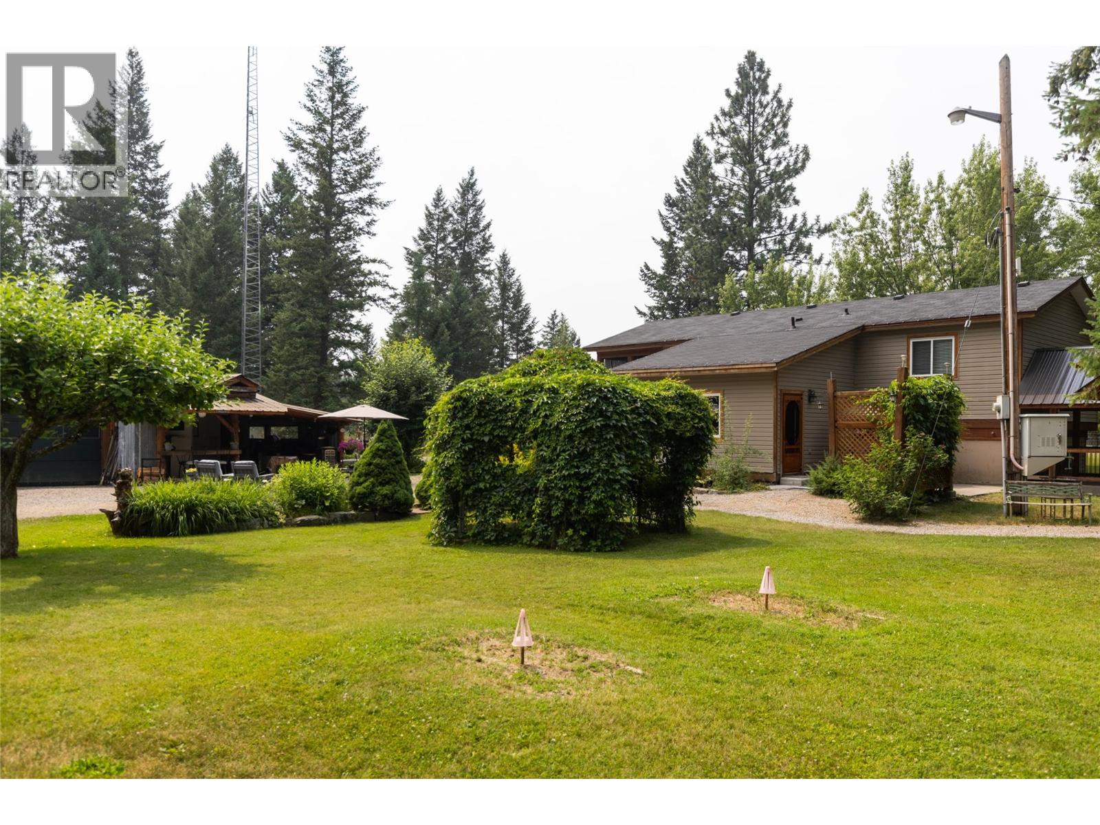 8201 Rock Creek Road, Galloway, British Columbia  V0B 1T2 - Photo 6 - 10395839