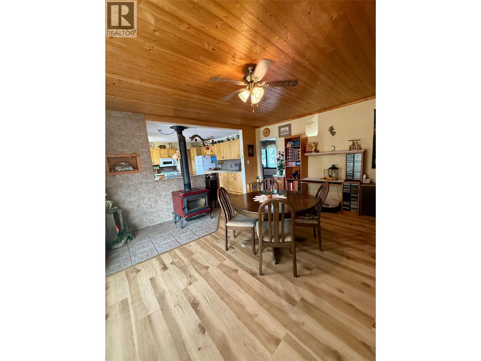6532 Wasa Lake Park Drive, Wasa, British Columbia  V0B 2K0 - Photo 23 - 10395436