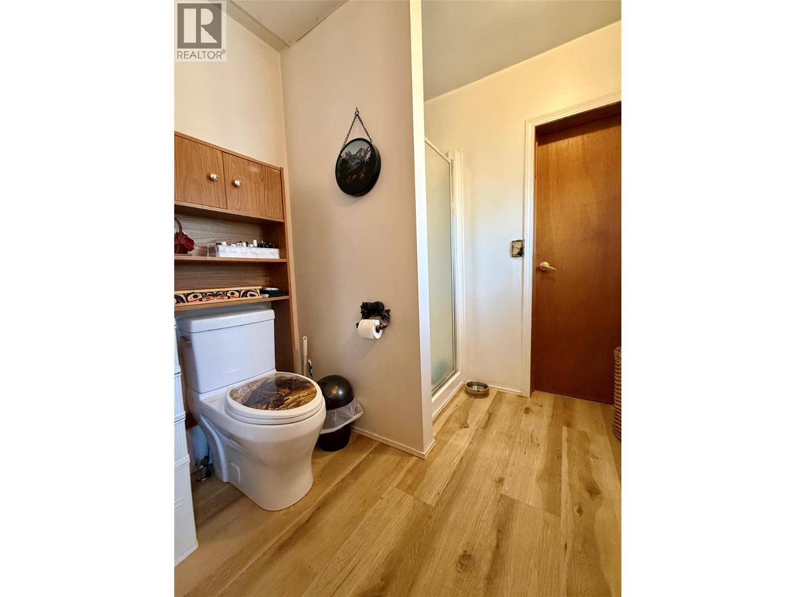 6532 Wasa Lake Park Drive, Wasa, British Columbia  V0B 2K0 - Photo 28 - 10395436