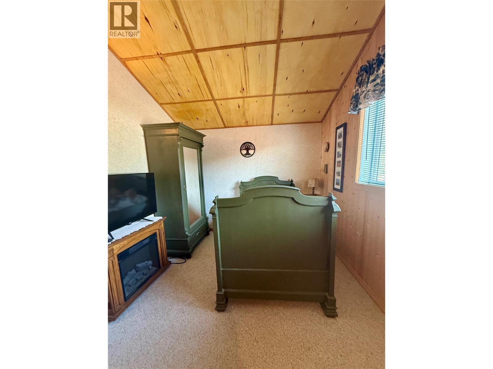 6532 Wasa Lake Park Drive, Wasa, British Columbia  V0B 2K0 - Photo 31 - 10395436