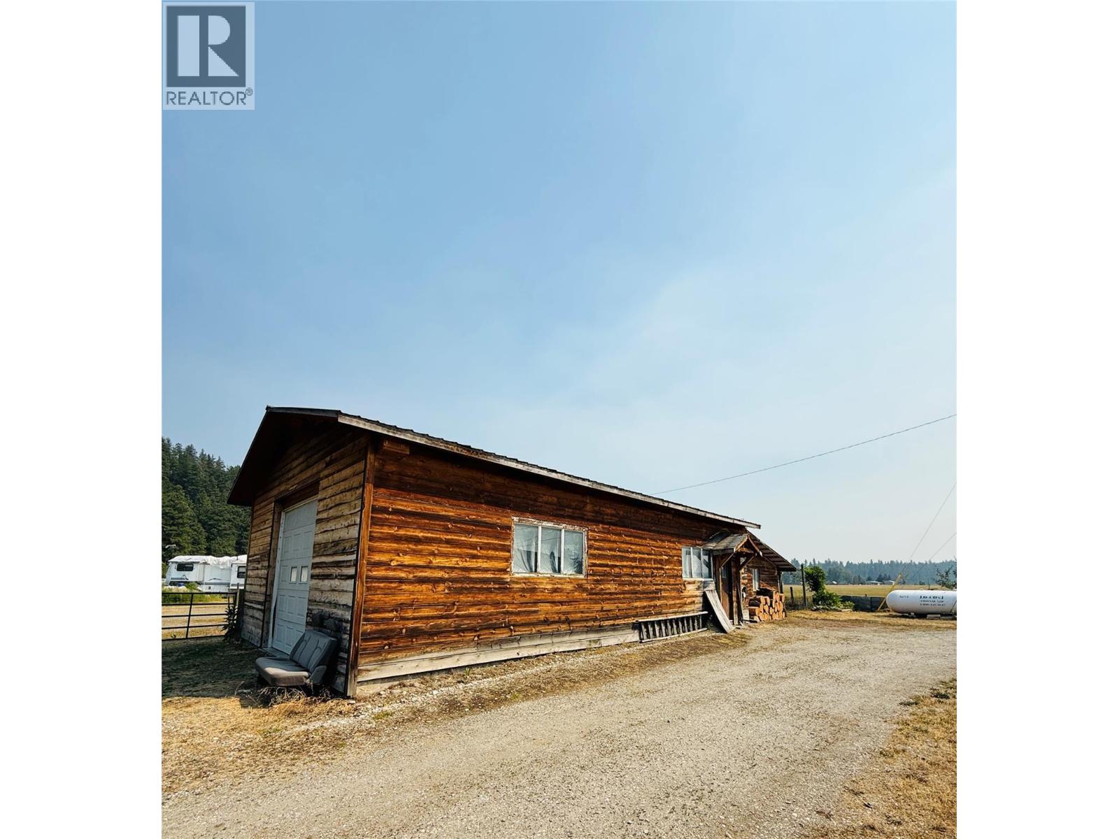 6532 Wasa Lake Park Drive, Wasa, British Columbia  V0B 2K0 - Photo 39 - 10395436