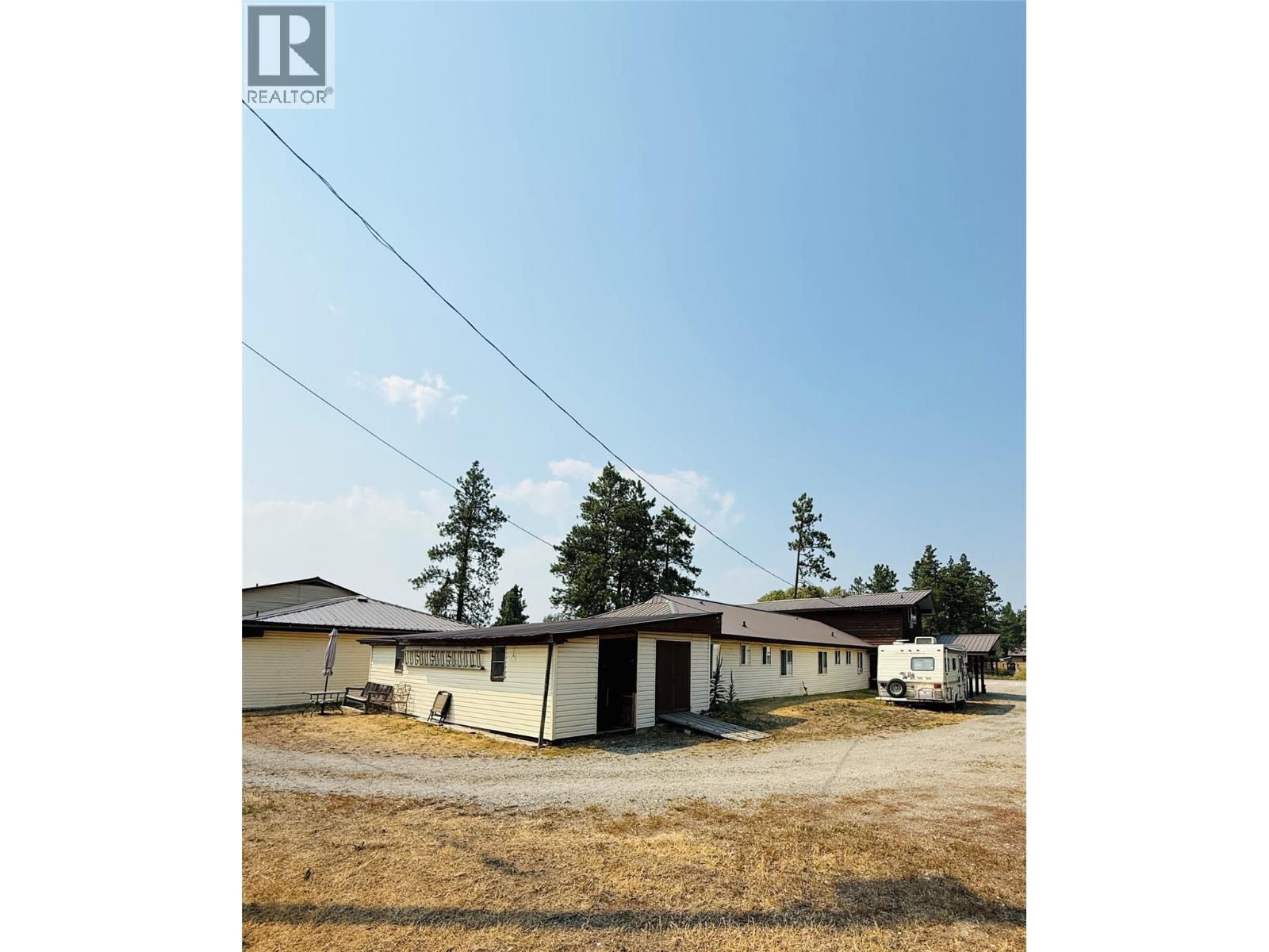 6532 Wasa Lake Park Drive, Wasa, British Columbia  V0B 2K0 - Photo 48 - 10395436