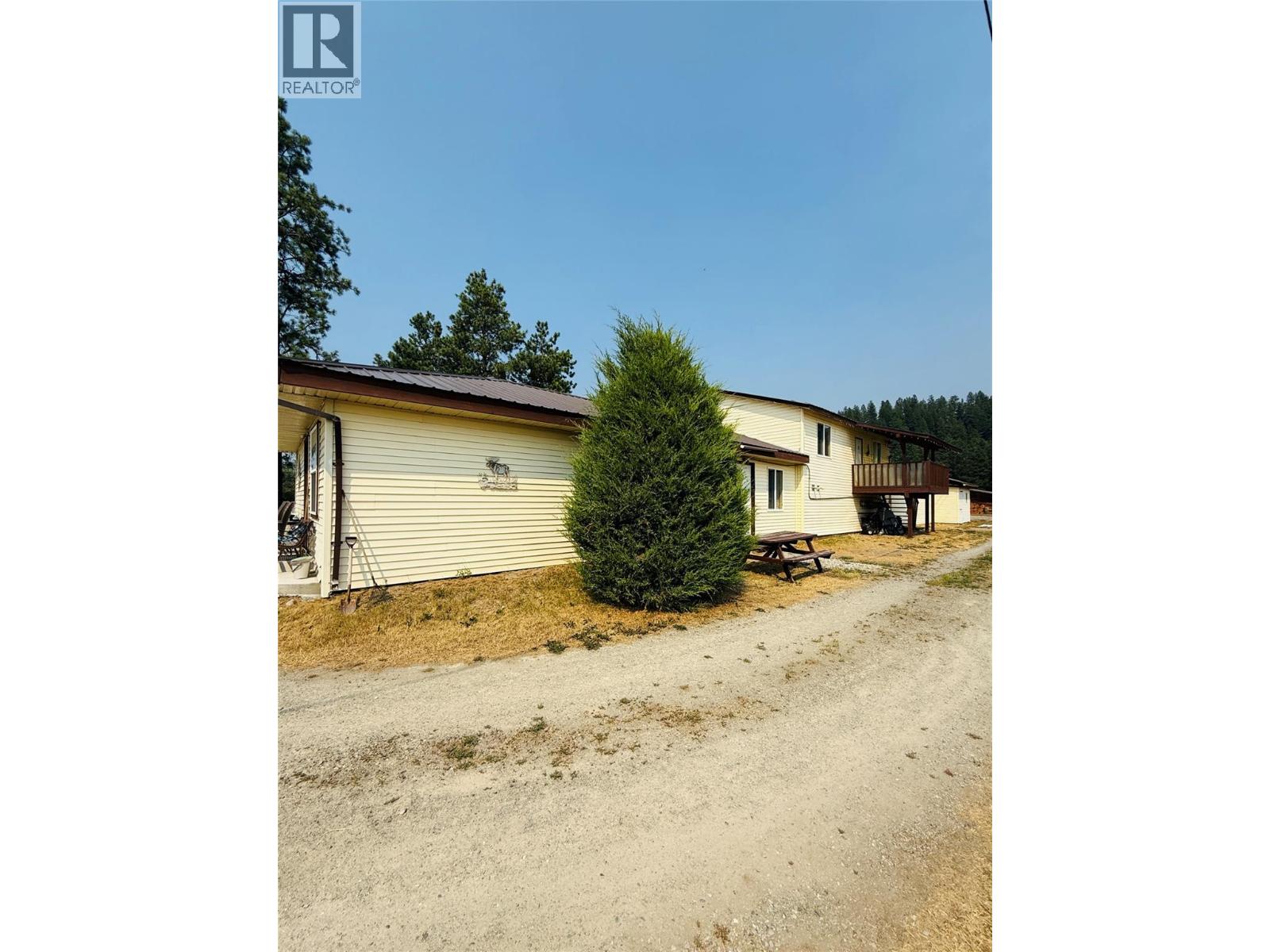 6532 Wasa Lake Park Drive, Wasa, British Columbia  V0B 2K0 - Photo 52 - 10395436