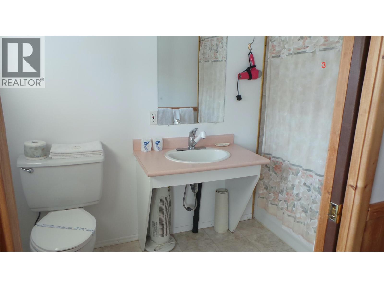 6532 Wasa Lake Park Drive, Wasa, British Columbia  V0B 2K0 - Photo 66 - 10395436