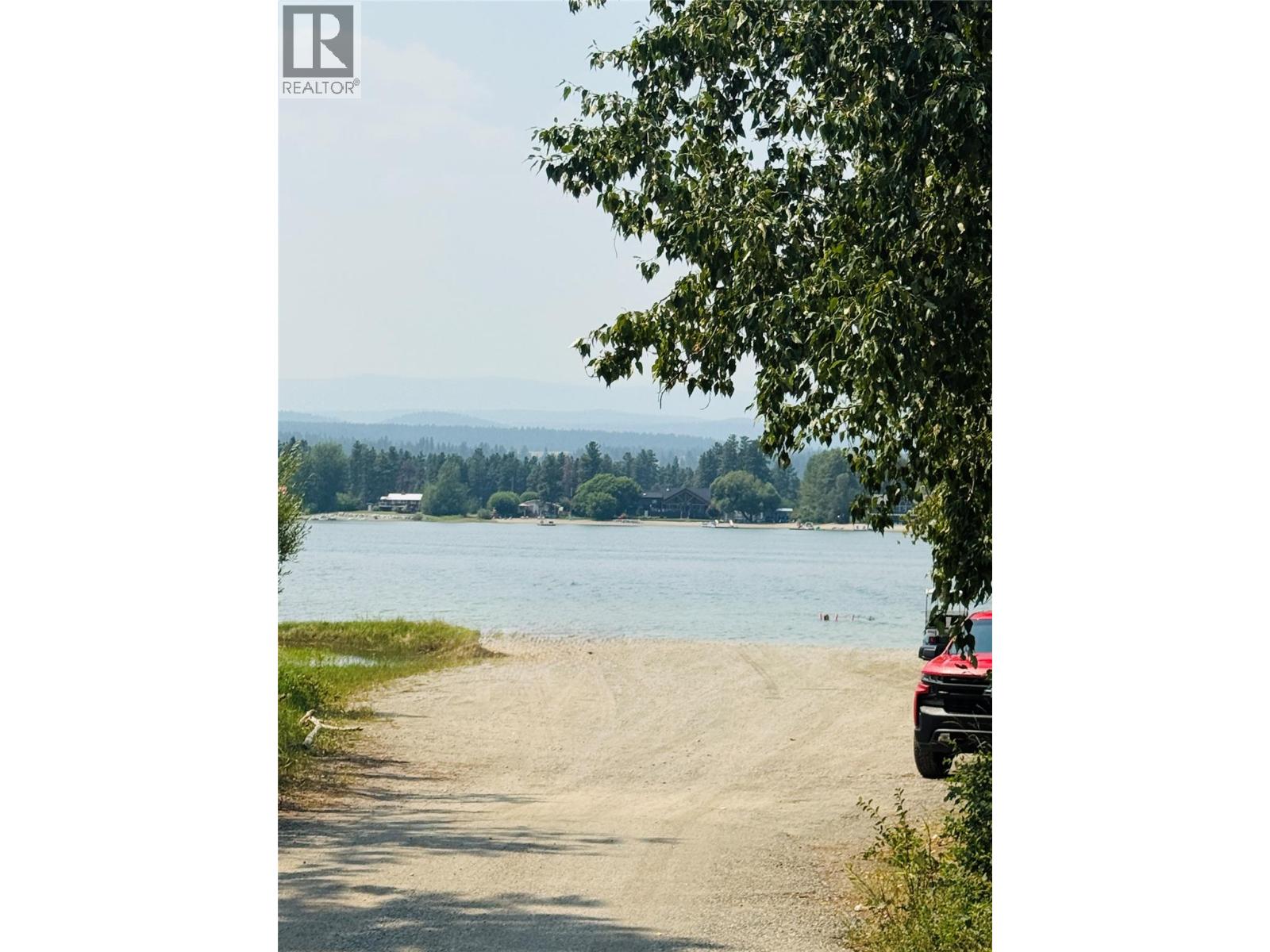 6532 Wasa Lake Park Drive, Wasa, British Columbia  V0B 2K0 - Photo 8 - 10395436
