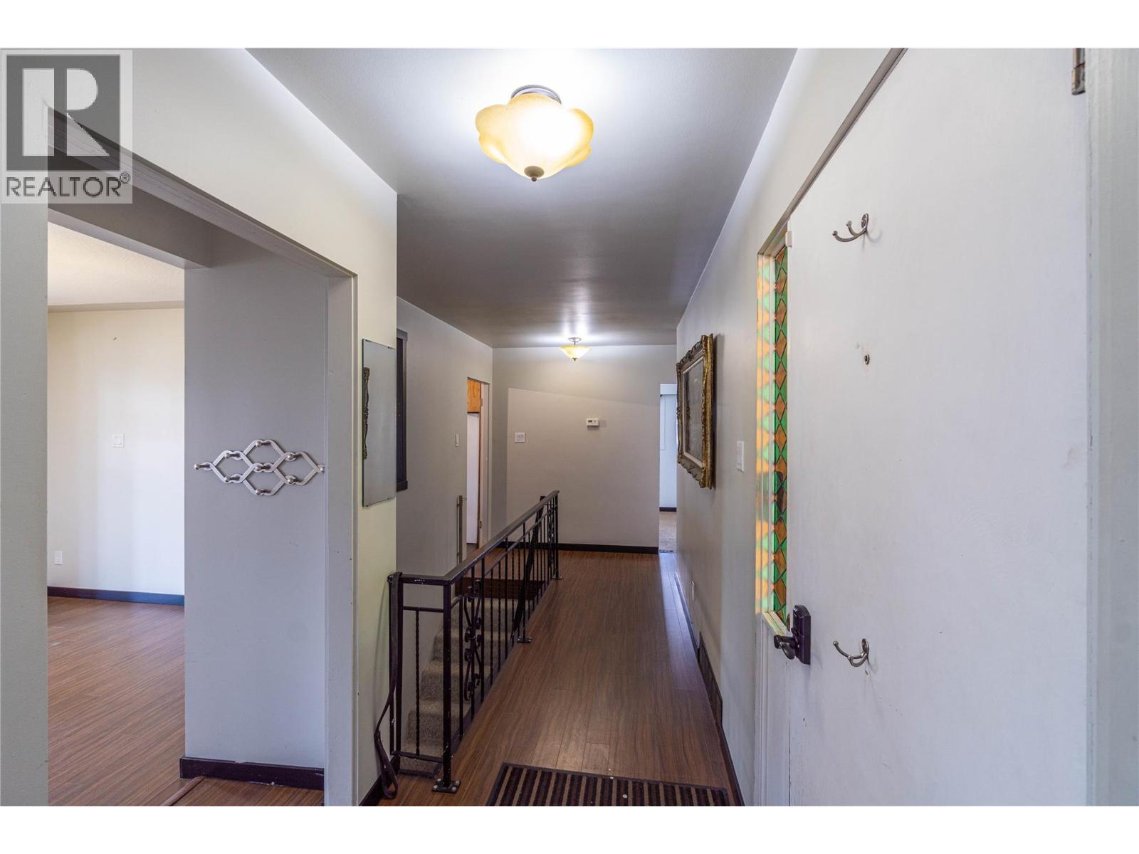 2215 Barbara Avenue, Kamloops, British Columbia  V2B 4J4 - Photo 19 - 10395881