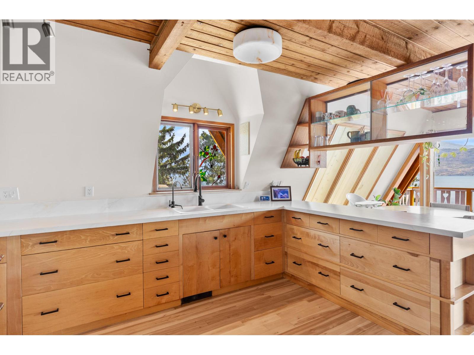 6431 Renfrew Road, Peachland, British Columbia  V0H 1X7 - Photo 13 - 10395876