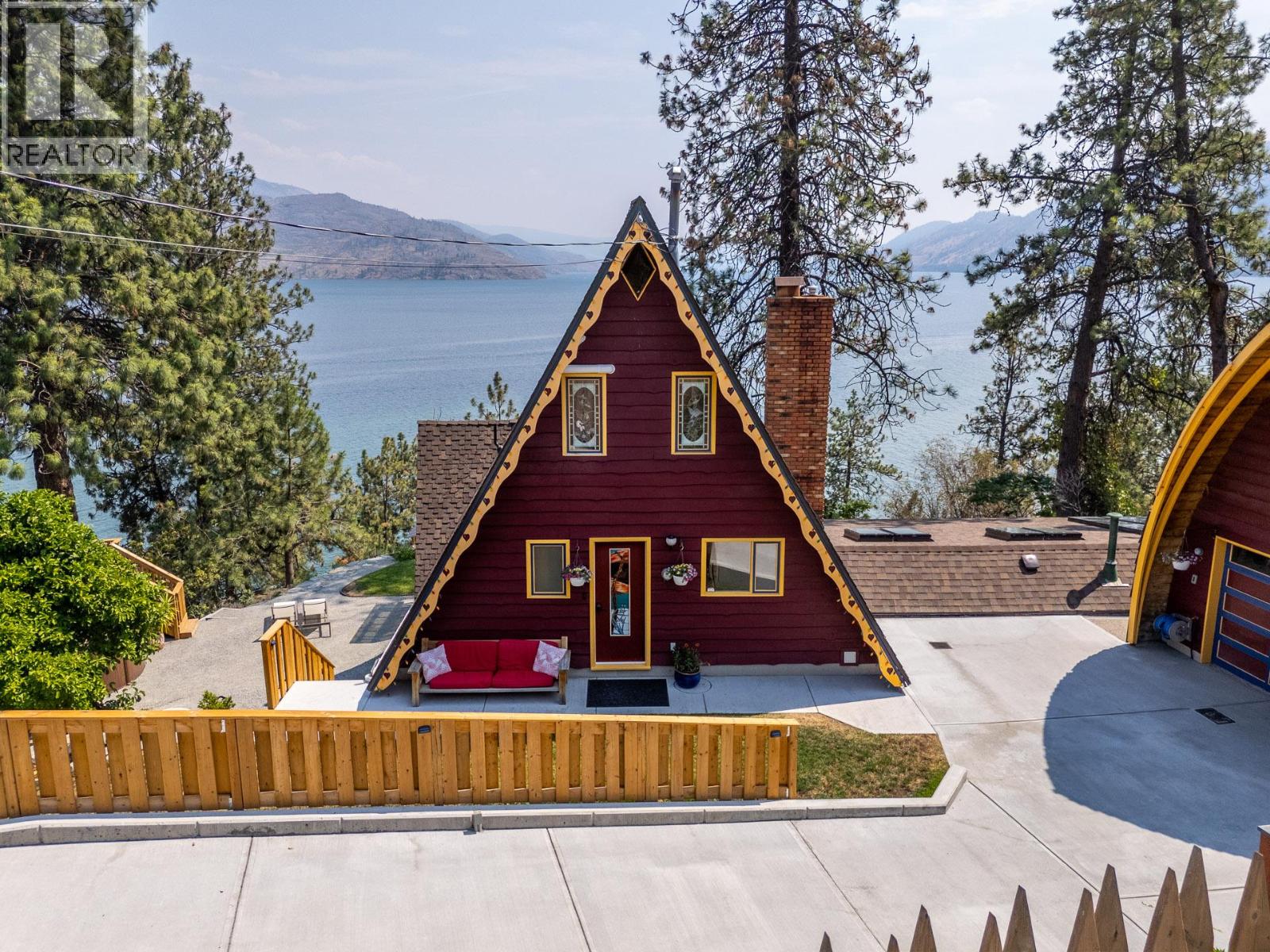 6431 Renfrew Road, Peachland, British Columbia  V0H 1X7 - Photo 3 - 10395876