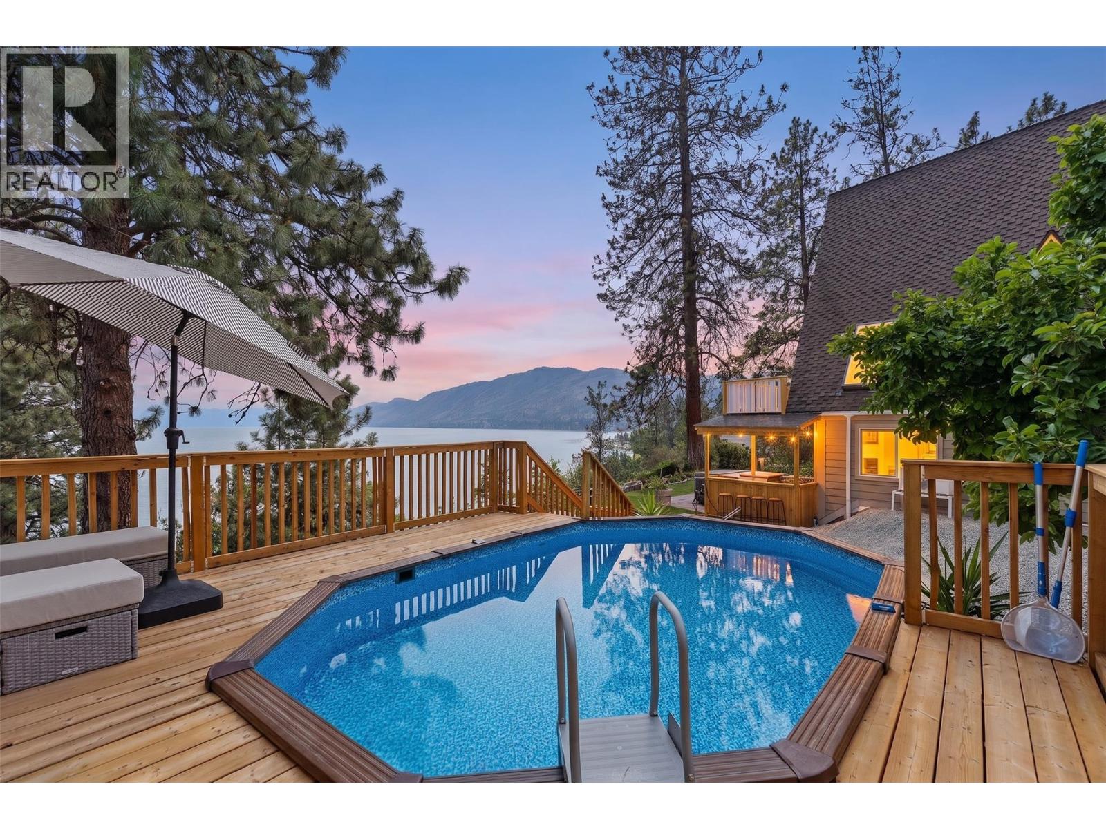 6431 Renfrew Road, Peachland, British Columbia  V0H 1X7 - Photo 6 - 10395876