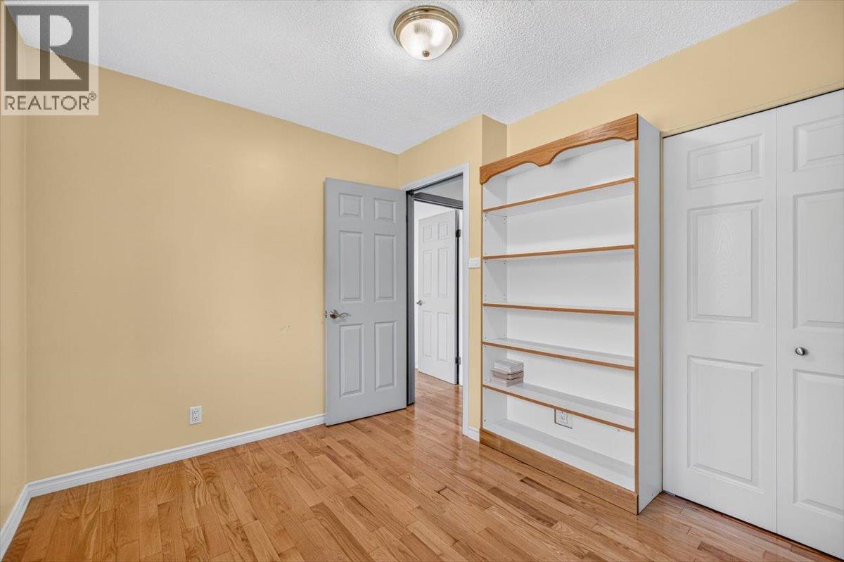9878 Victoria Street, Fernie, British Columbia  V0B 1M5 - Photo 41 - 10395872