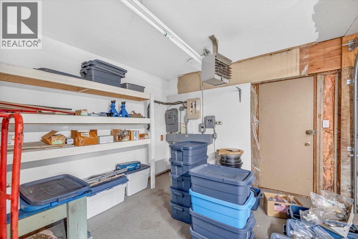 9878 Victoria Street, Fernie, British Columbia  V0B 1M5 - Photo 45 - 10395872