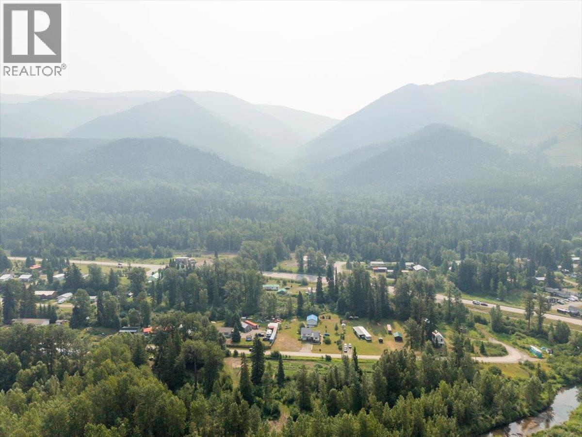 9878 Victoria Street, Fernie, British Columbia  V0B 1M5 - Photo 60 - 10395872