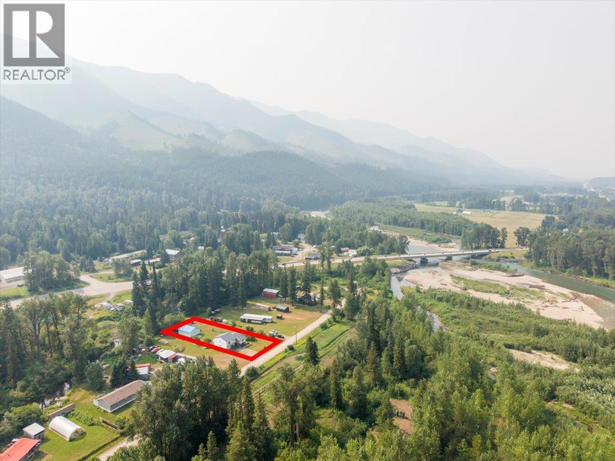 9878 Victoria Street, Fernie, British Columbia  V0B 1M5 - Photo 61 - 10395872