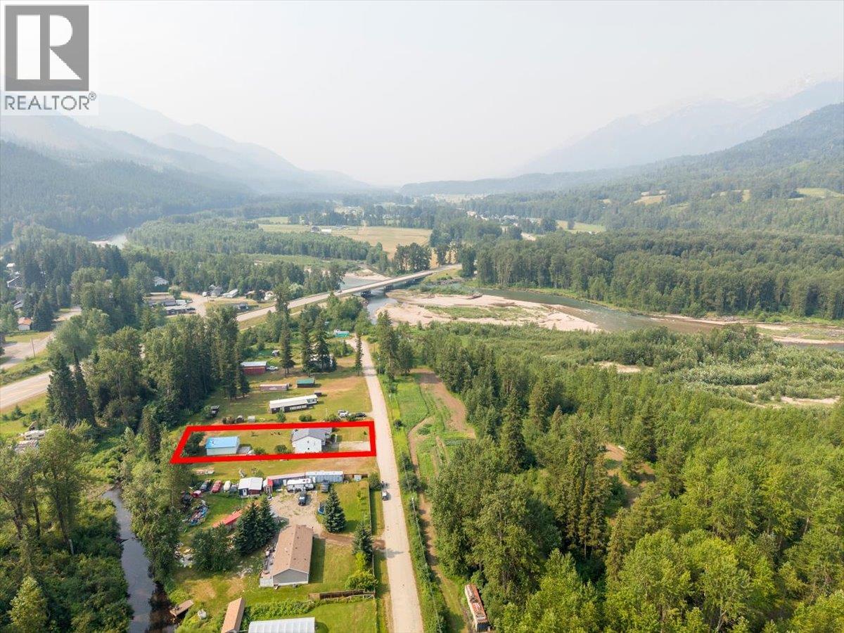 9878 Victoria Street, Fernie, British Columbia  V0B 1M5 - Photo 62 - 10395872