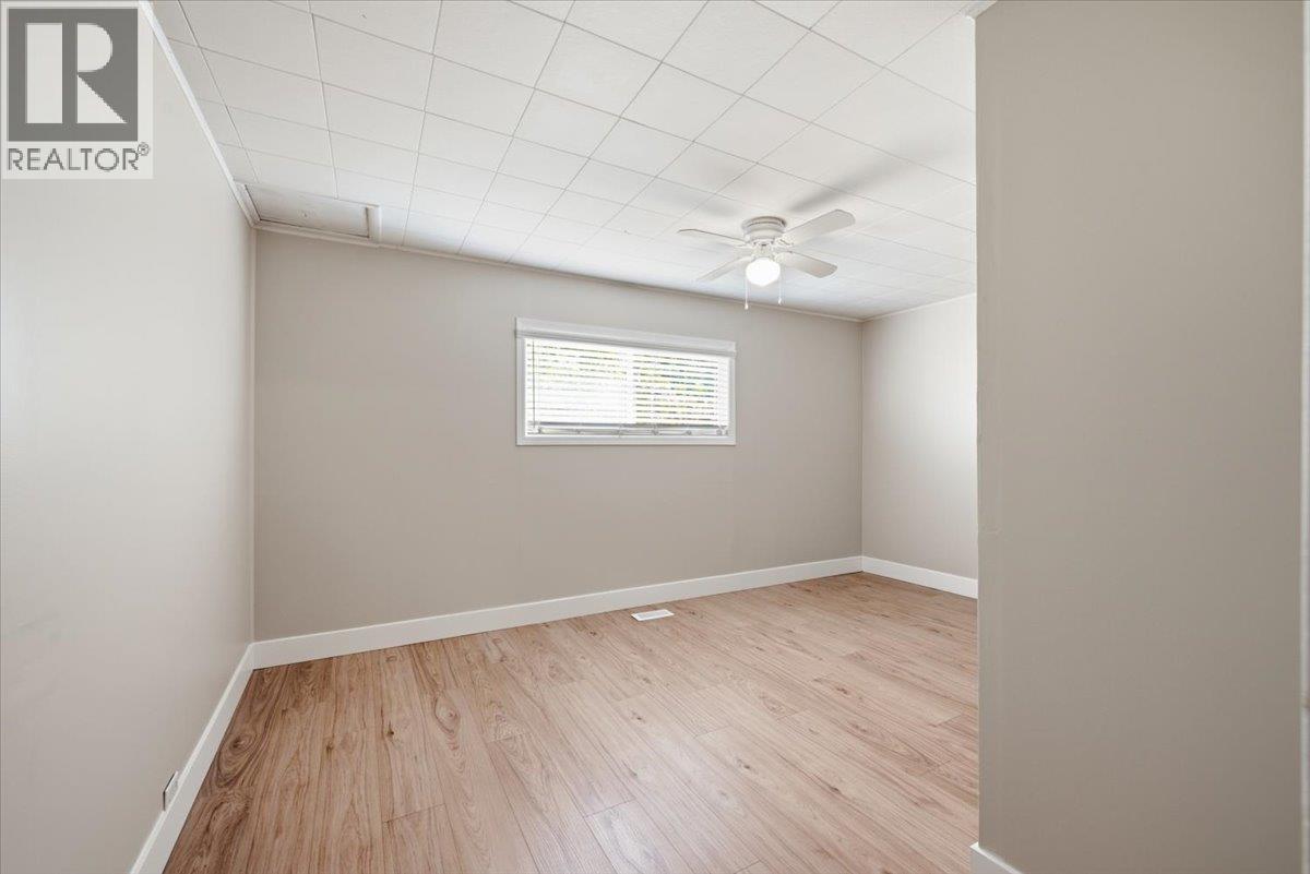 3585 Warner Avenue, Armstrong, British Columbia  V0E 1B2 - Photo 23 - 10395880