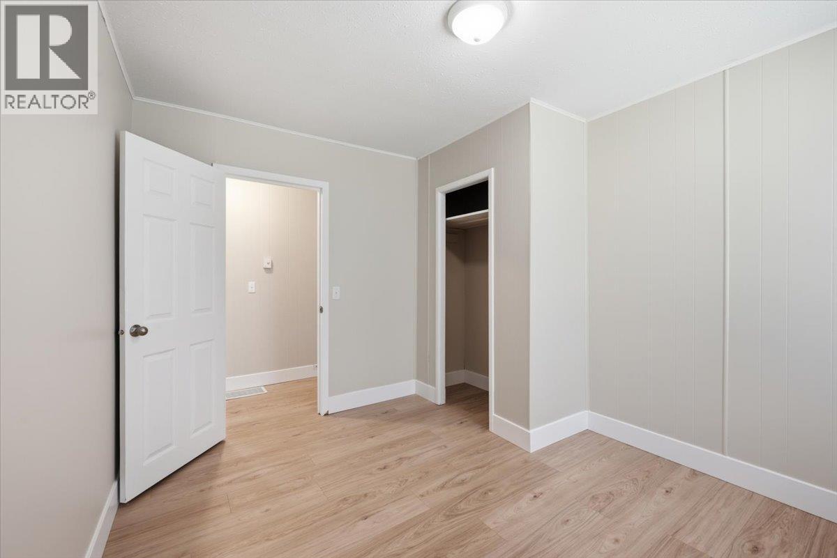 3585 Warner Avenue, Armstrong, British Columbia  V0E 1B2 - Photo 29 - 10395880
