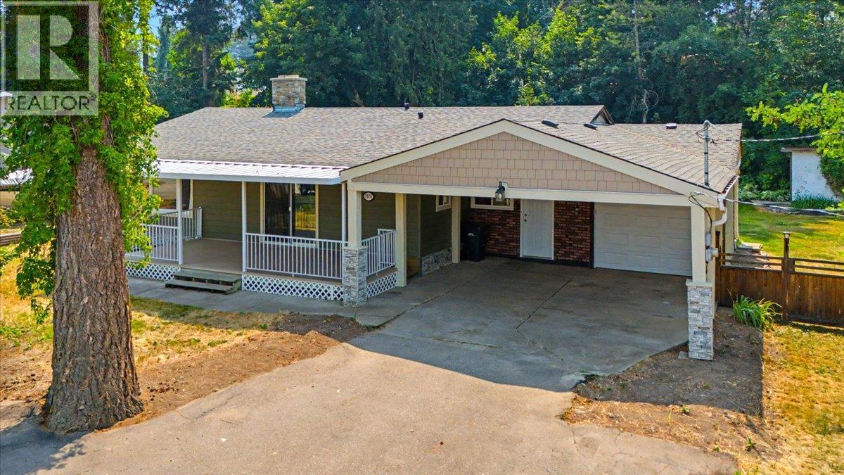 3585 Warner Avenue, Armstrong, British Columbia  V0E 1B2 - Photo 4 - 10395880