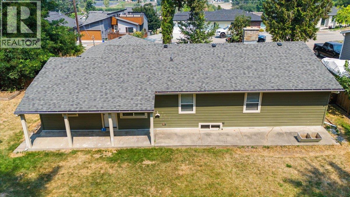 3585 Warner Avenue, Armstrong, British Columbia  V0E 1B2 - Photo 43 - 10395880