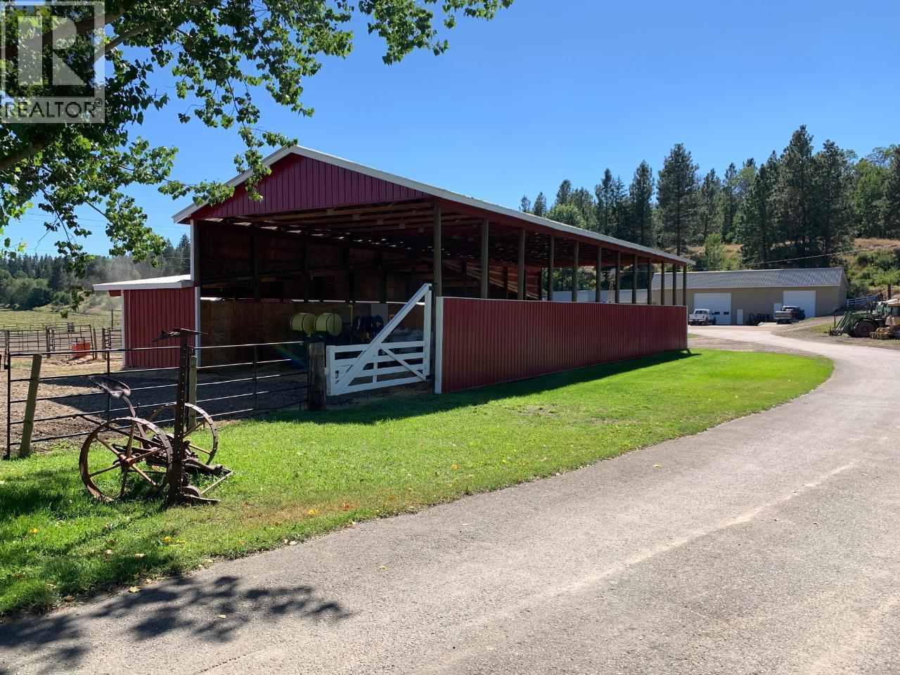 650 Hwy 5a, Princeton, British Columbia  V0X 1W0 - Photo 3 - 10395449