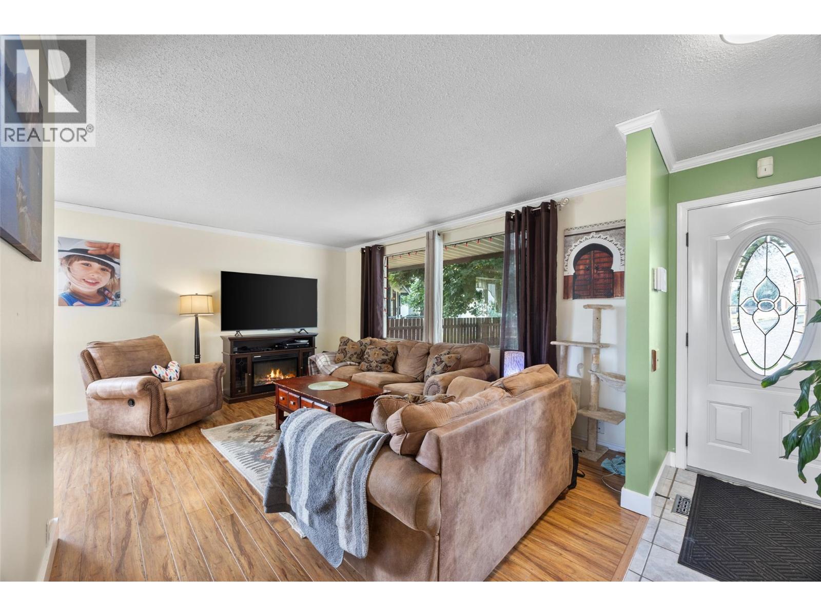 2199 Perryville Place, Kamloops, British Columbia  V2B 7Y1 - Photo 3 - 10395422