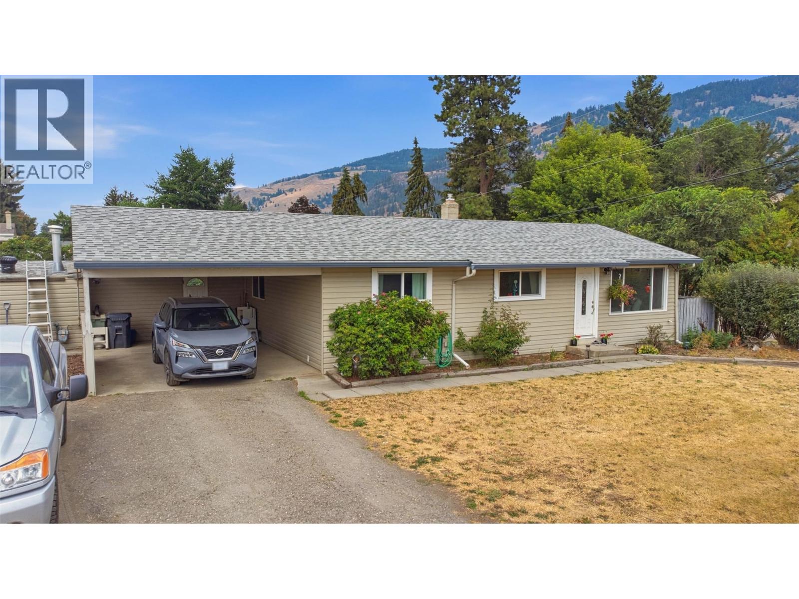 9694 School Road, Coldstream, British Columbia  V1B 3G4 - Photo 1 - 10395914