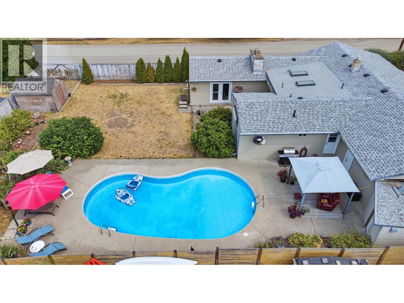9694 School Road, Coldstream, British Columbia  V1B 3G4 - Photo 13 - 10395914