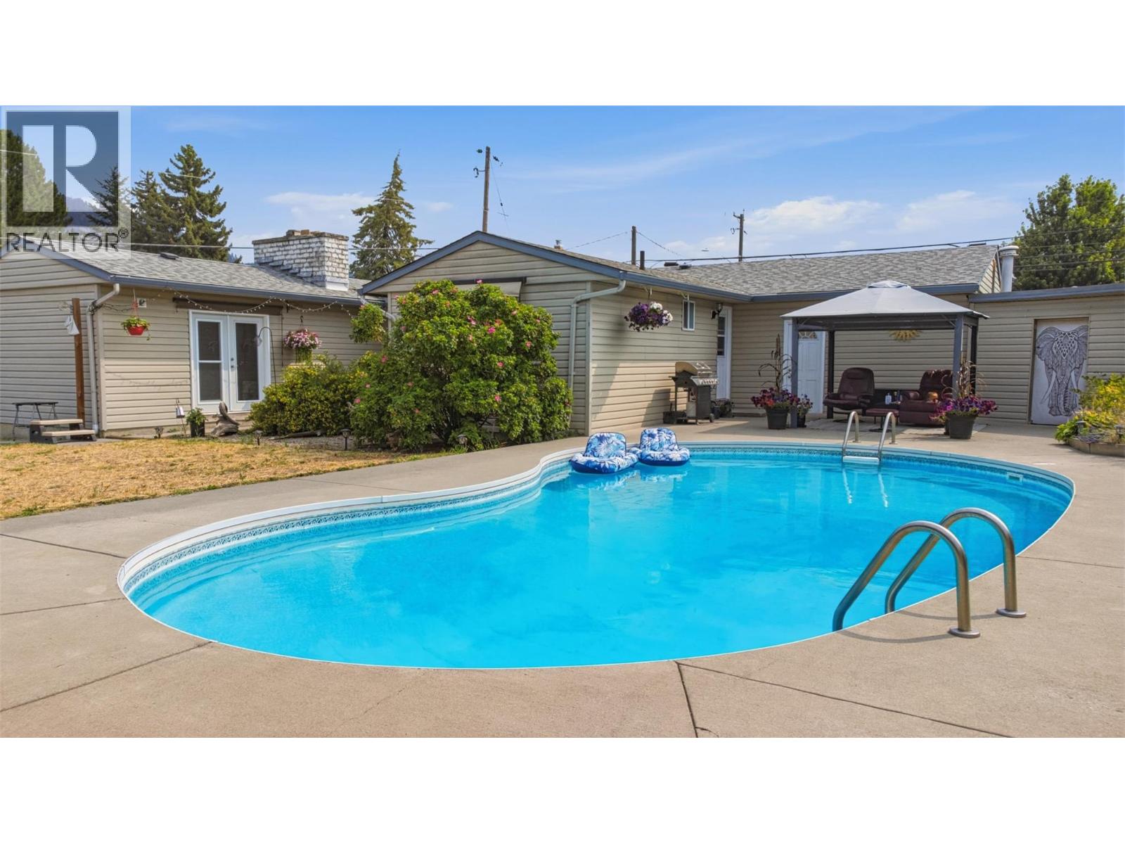9694 School Road, Coldstream, British Columbia  V1B 3G4 - Photo 15 - 10395914