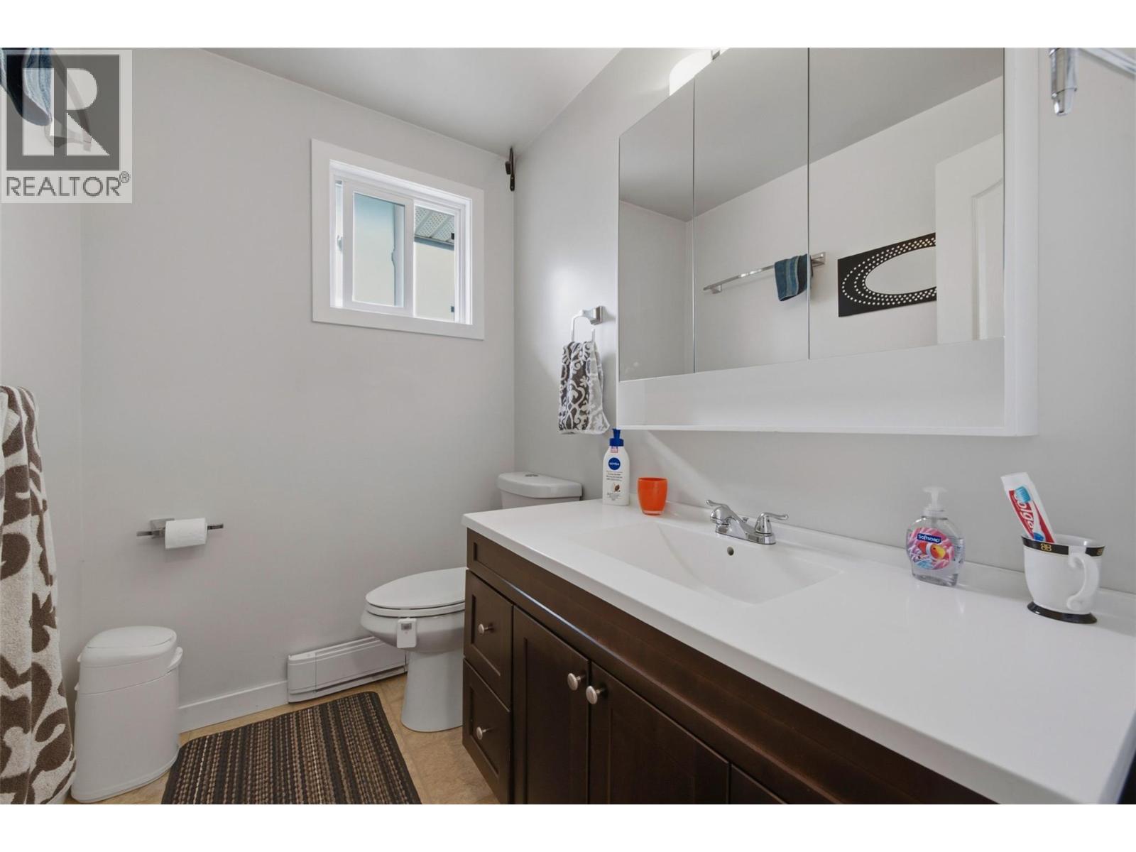 9694 School Road, Coldstream, British Columbia  V1B 3G4 - Photo 29 - 10395914
