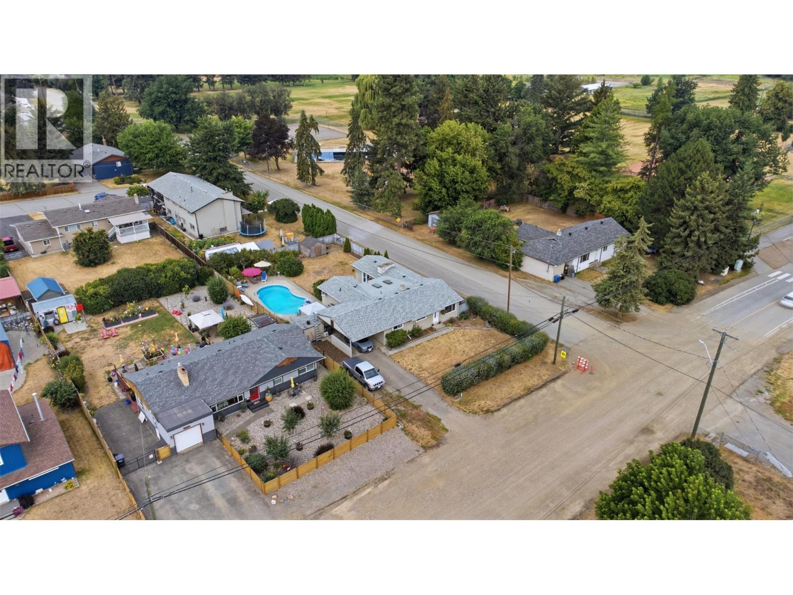 9694 School Road, Coldstream, British Columbia  V1B 3G4 - Photo 4 - 10395914