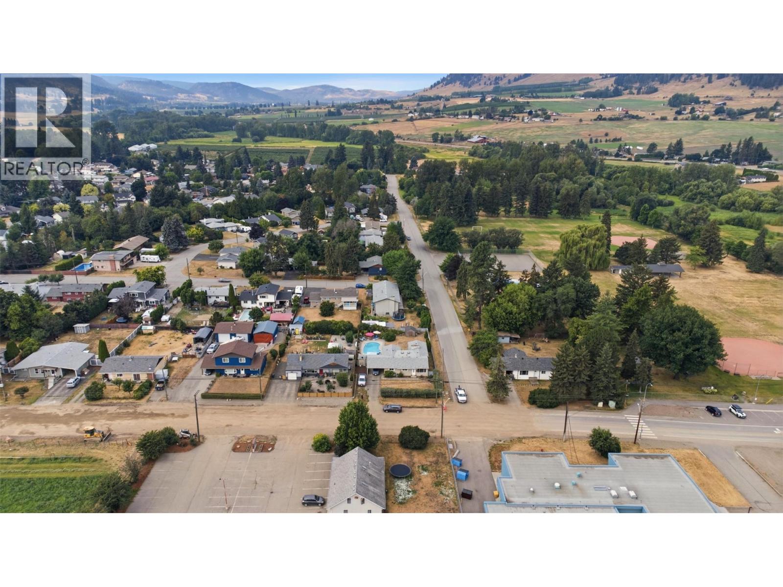 9694 School Road, Coldstream, British Columbia  V1B 3G4 - Photo 6 - 10395914