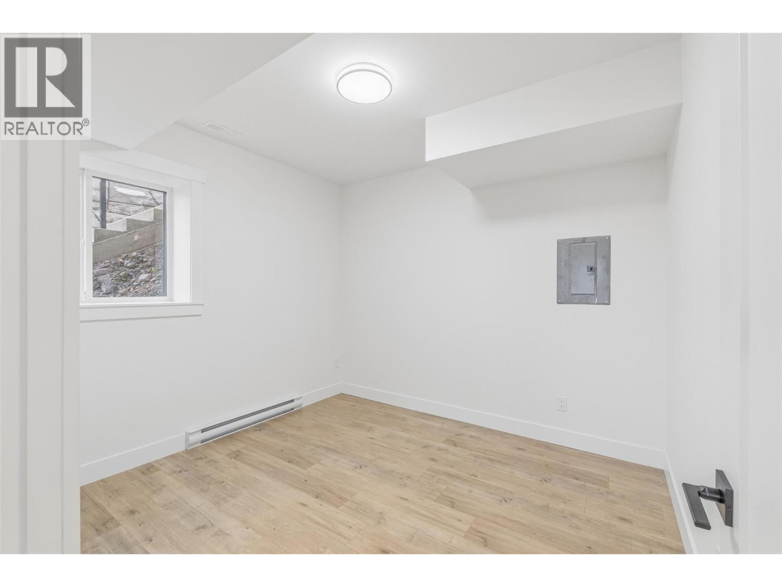 1762 Balsam Place, Kamloops, British Columbia  V2E 0E2 - Photo 45 - 10395624