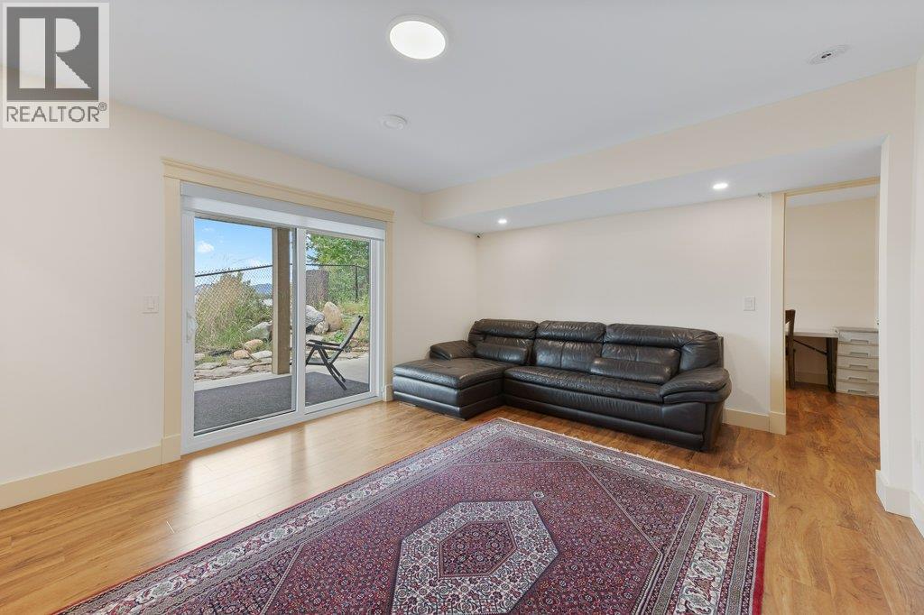 4852-4858 Lakeshore Road, Kelowna, British Columbia  V1W 4H7 - Photo 60 - 10395751