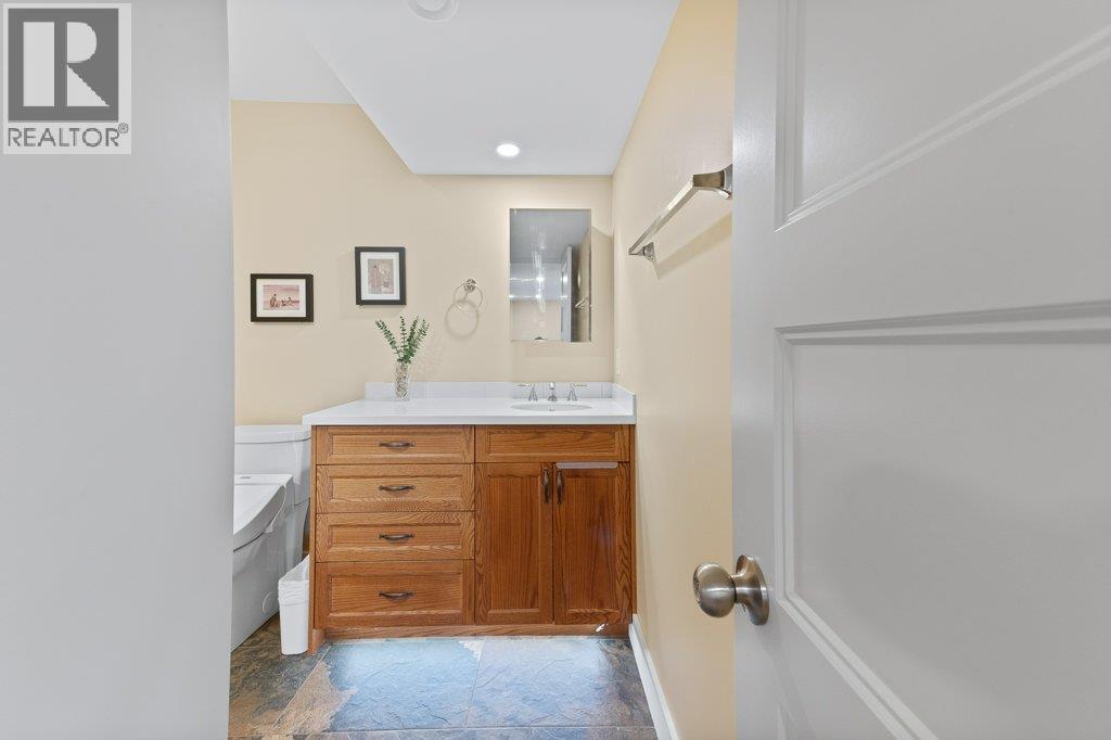 4852-4858 Lakeshore Road, Kelowna, British Columbia  V1W 4H7 - Photo 62 - 10395751