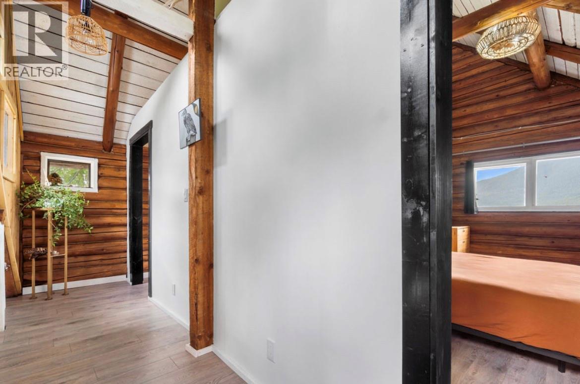 760 Kangaroo Trail, Nakusp, British Columbia  V0G 1R0 - Photo 19 - 10395943