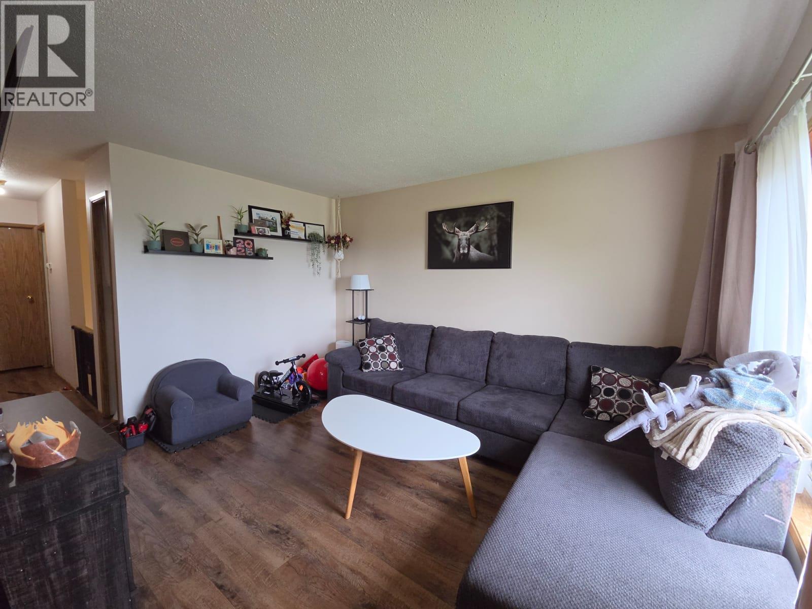 4911/4913 56 Avenue, Pouce Coupe, British Columbia  V0C 2C0 - Photo 4 - 10395717